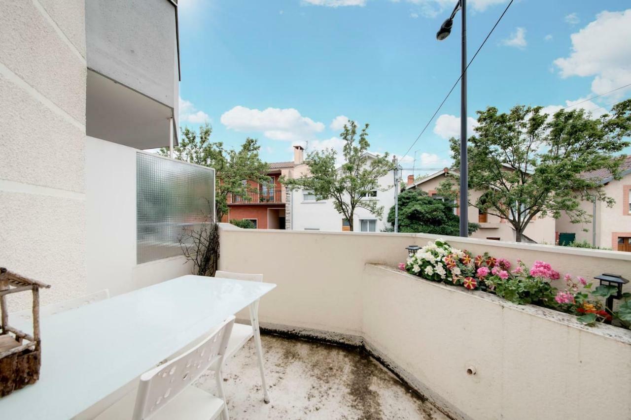 :) Grand Studio Lumineux A Toulouse Et Parking Екстериор снимка