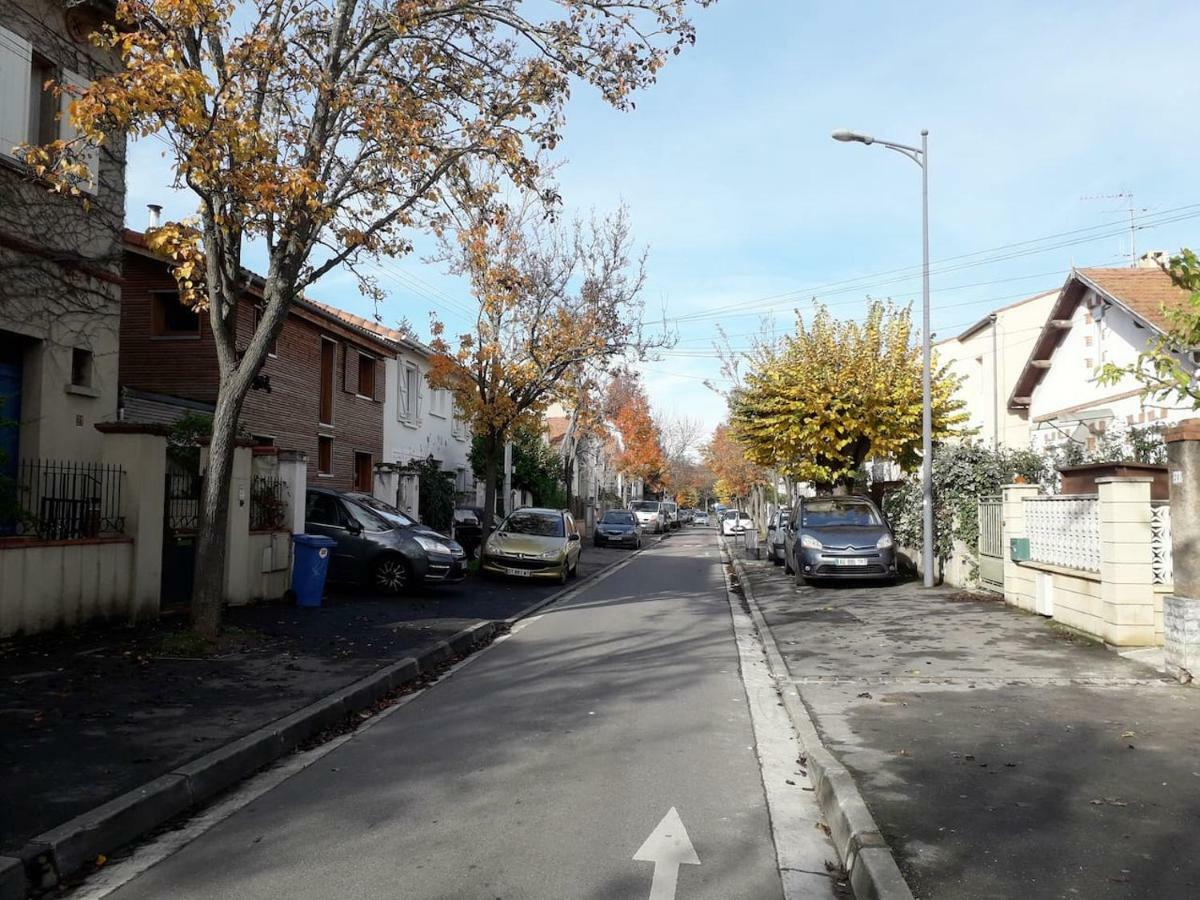 :) Grand Studio Lumineux A Toulouse Et Parking Екстериор снимка